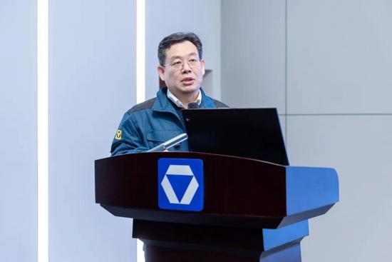 启新程 攀高峰 · 2026徐工道路营销工作会议聚势谋远,共(图11) 启新程 攀高峰 · 2026徐工道路营销工作会议聚势谋远,共(图11)